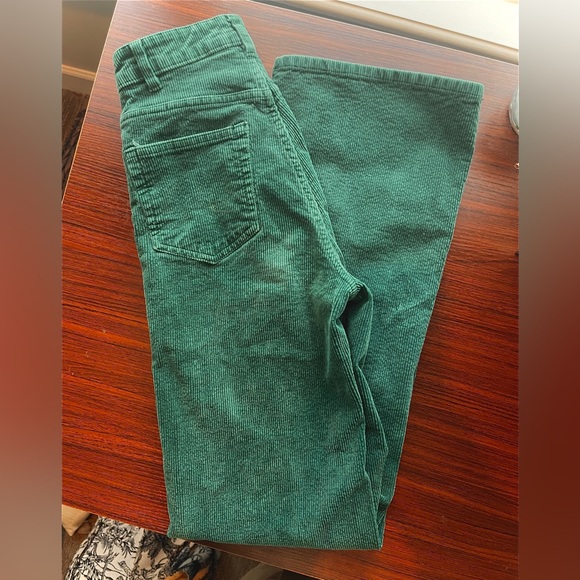 H&M DIVIDED high waisted corduroy pants - Picture 2 of 3